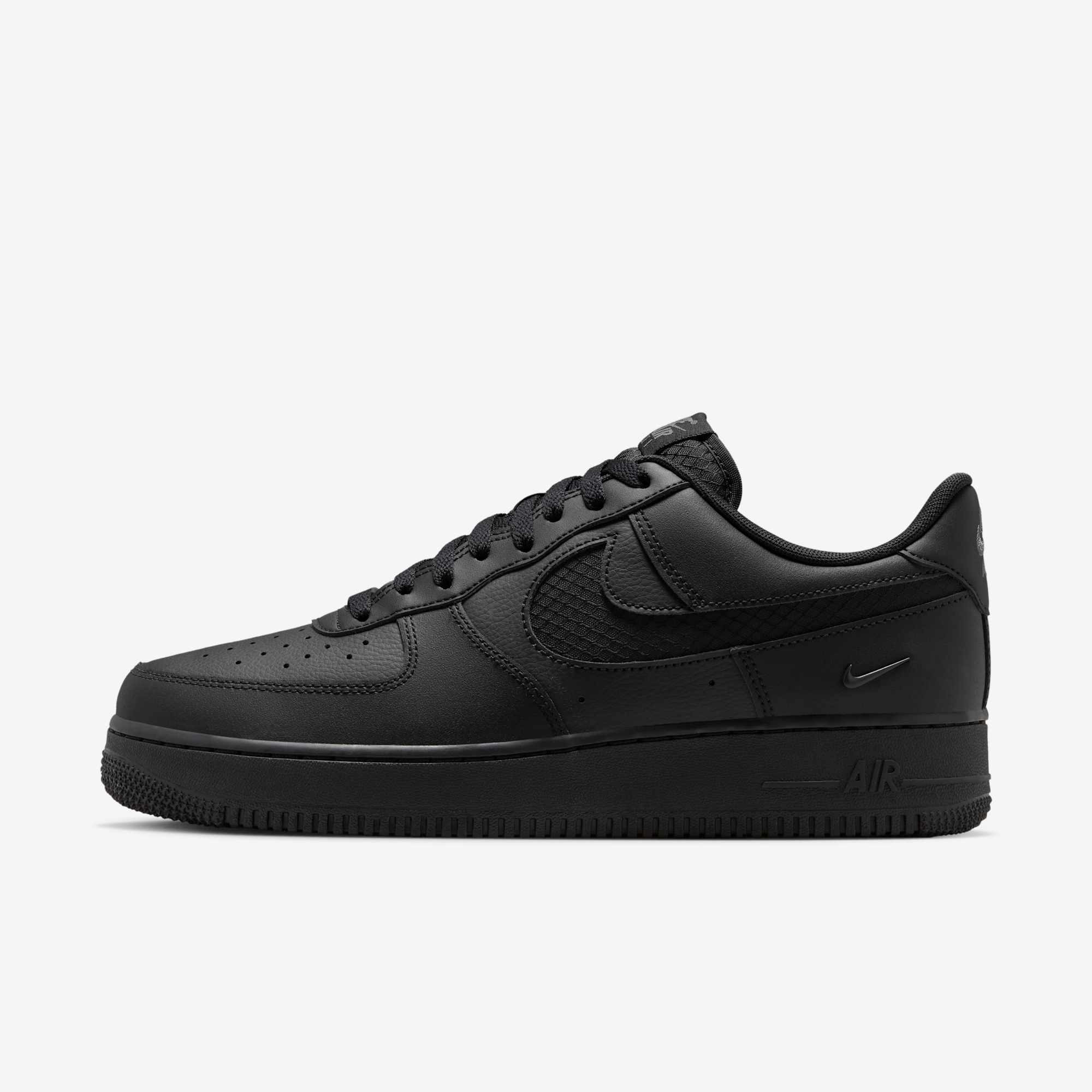 Кросівки Nike Air Force 1 '07 LV8 IH4452-001