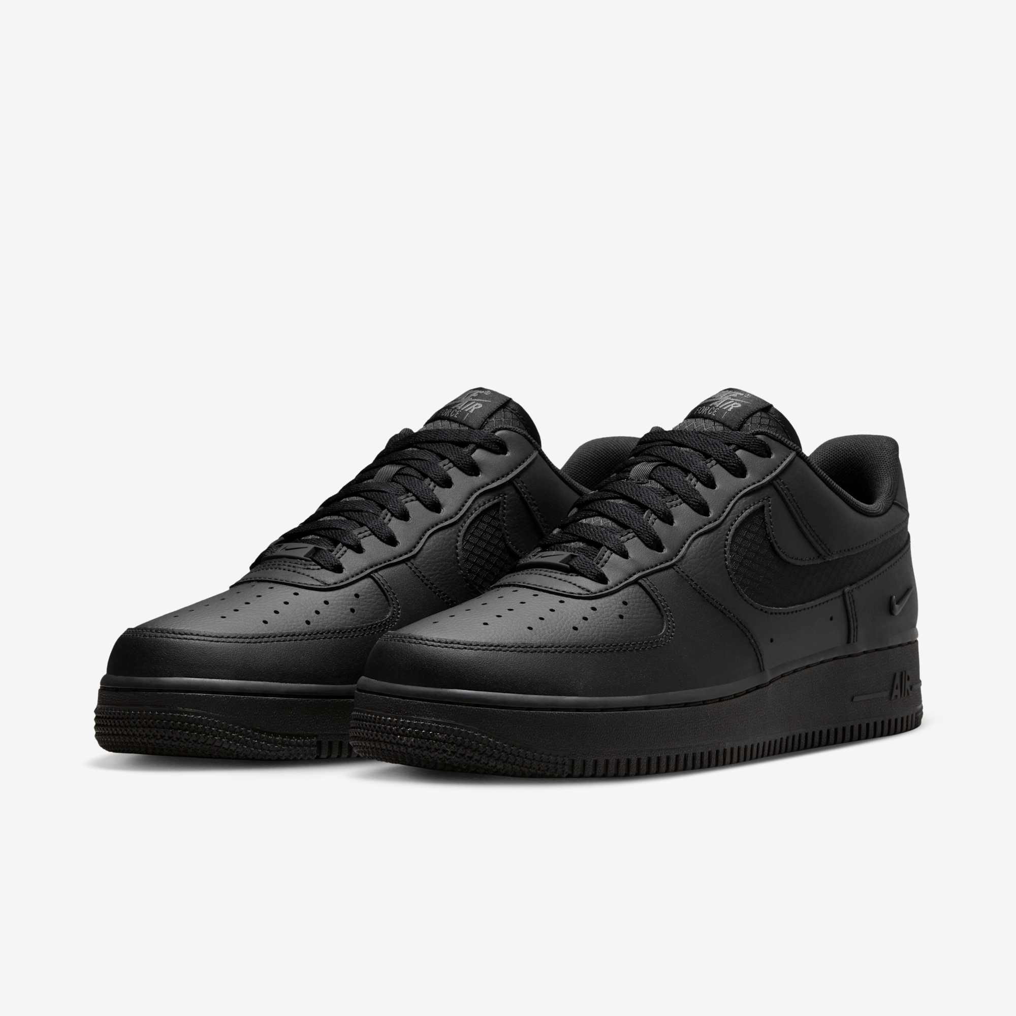 Кросівки Nike Air Force 1 '07 LV8 IH4452-001
