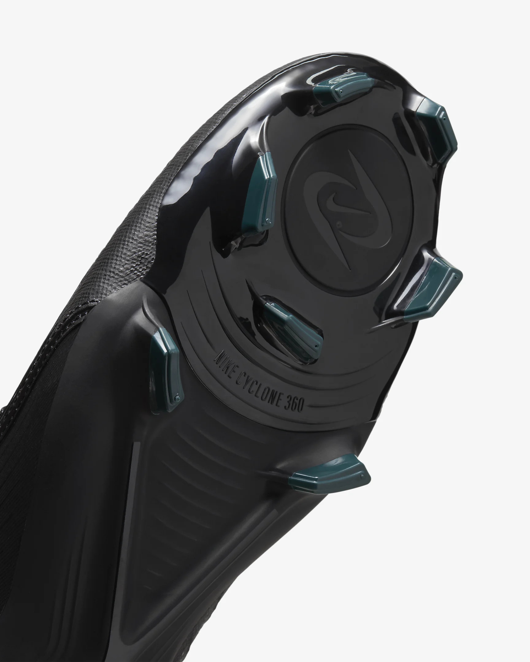 Бутси Nike PHANTOM LUNA II ACADEMY FG/MG FD6725-002