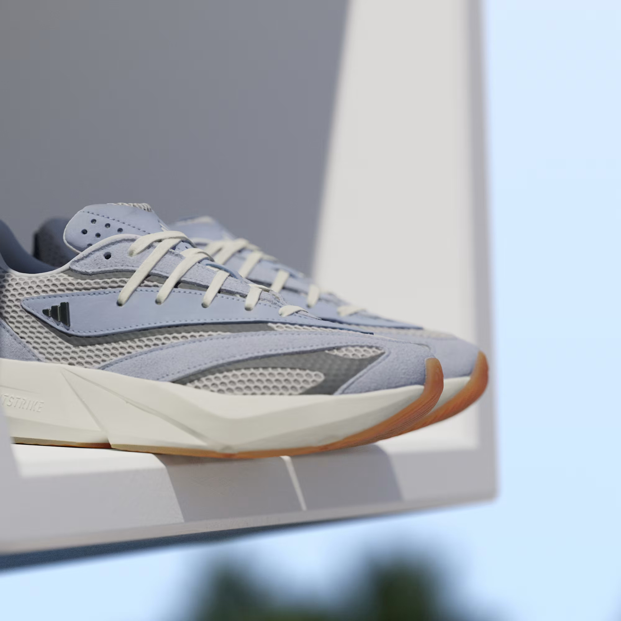 Кросівки жіночі Adidas Lightblaze Light Blue JQ9970