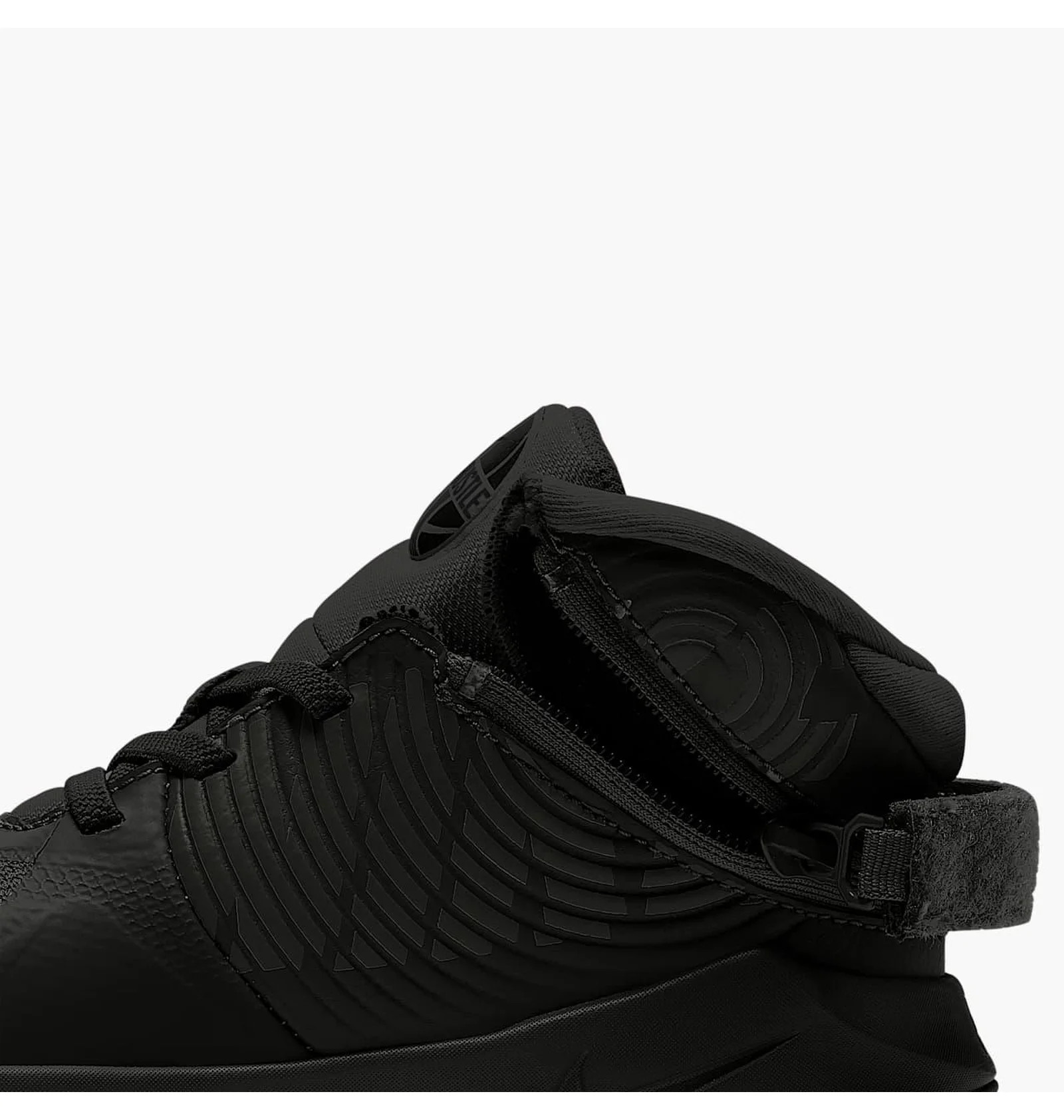 Кросівки Nike  Team Hustle D 9 FlyEase BV2951-010