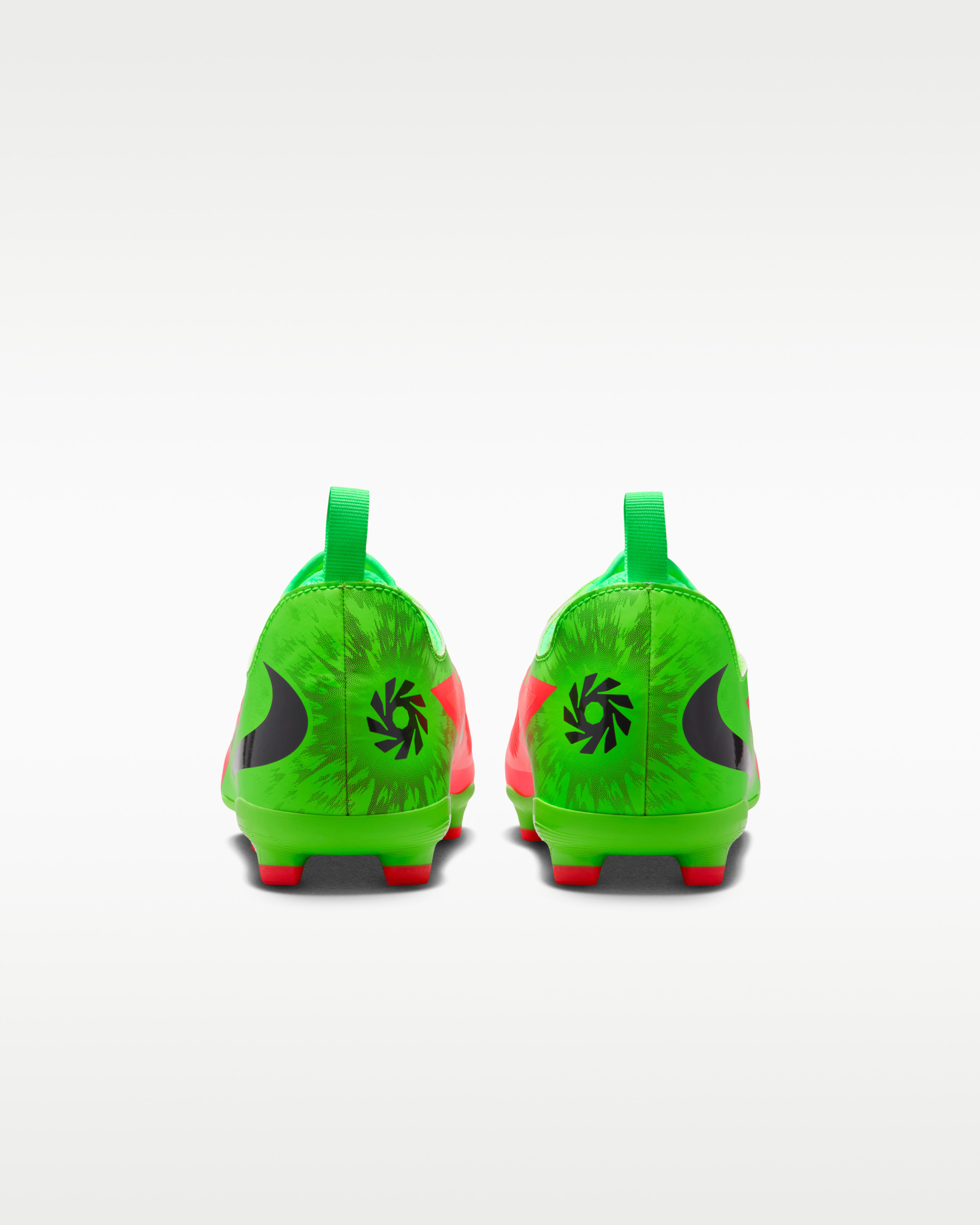 Бутси Nike JR PHANTOM 6 LOW ACAD FG/MG EH HQ2032-603