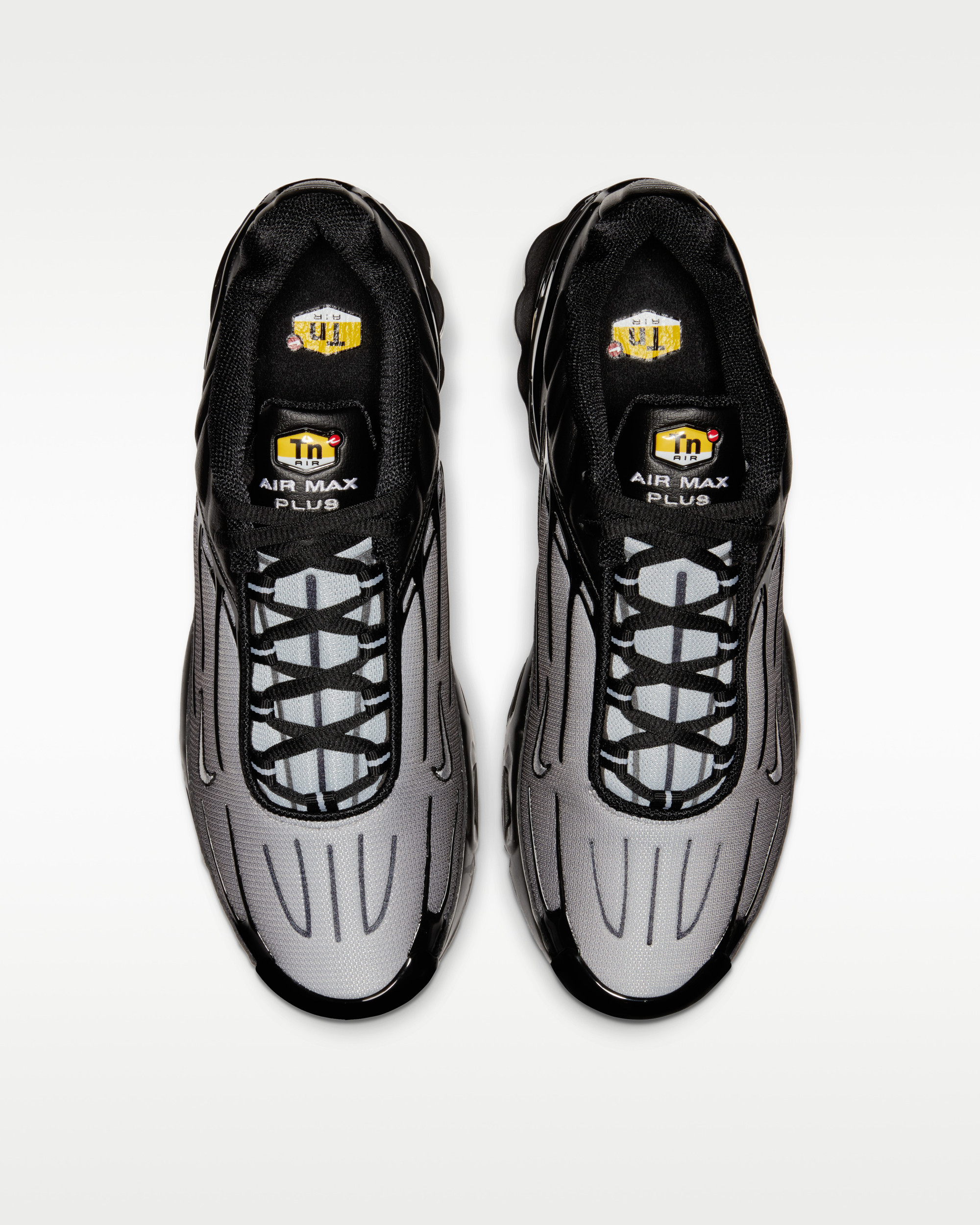 Кросівки Nike AIR MAX PLUS III CJ9684-002