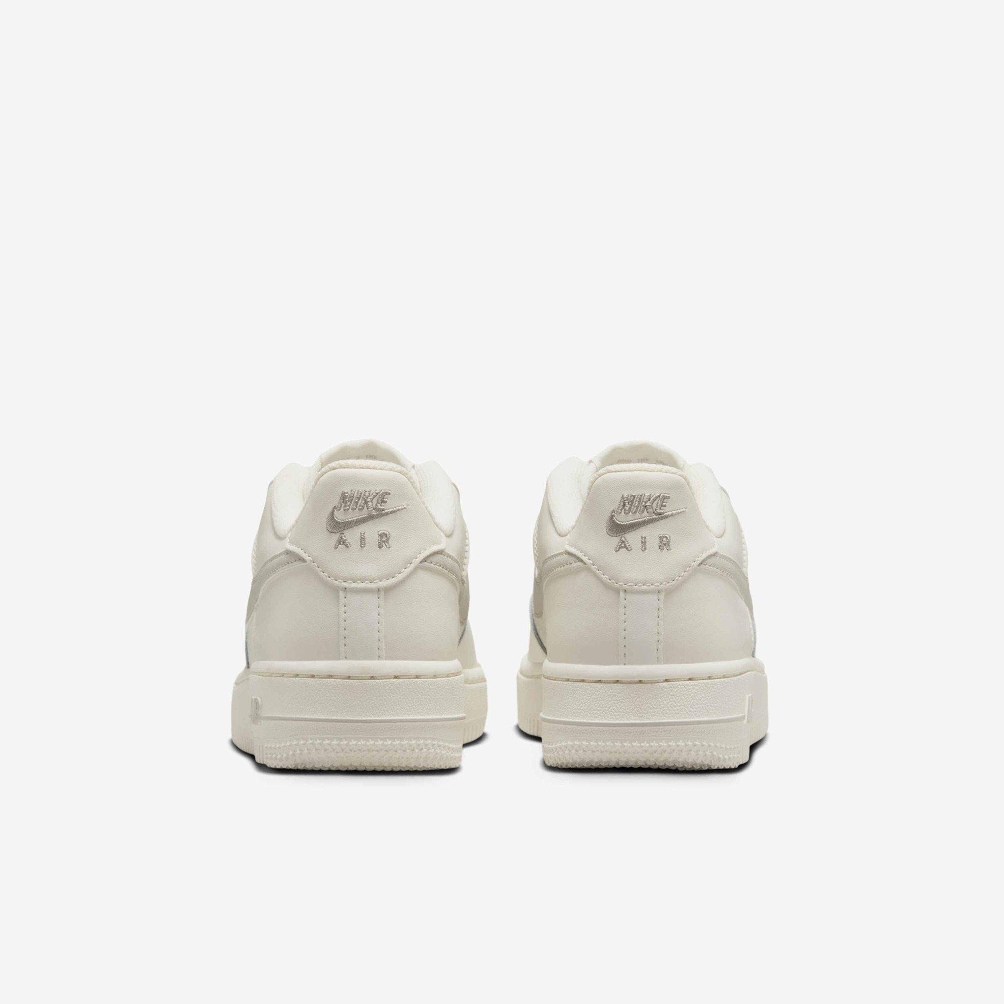 Кросівки Nike AIR FORCE 1 GS IB7688-100