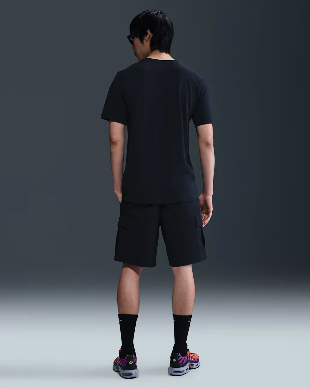 Футболка чоловіча Nike Sportswear Black HJ0760-010