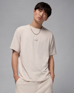 Футболка Jordan Essentials (бежева) HQ8938-104