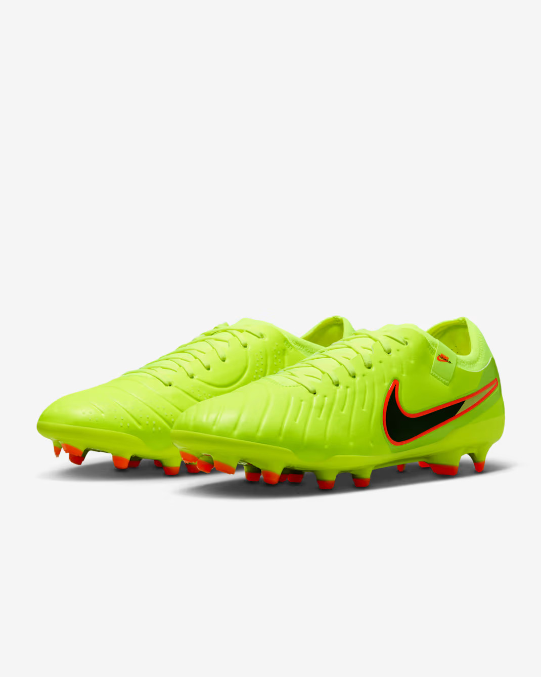 Бутси Nike LEGEND 10 PRO FG DV4333-701