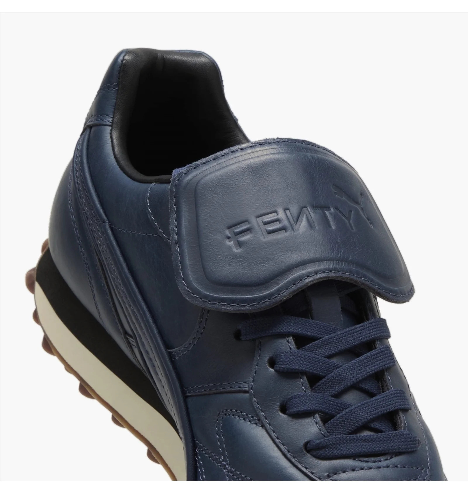 Кросівки Puma AVANTI L FENTY 398352-01
