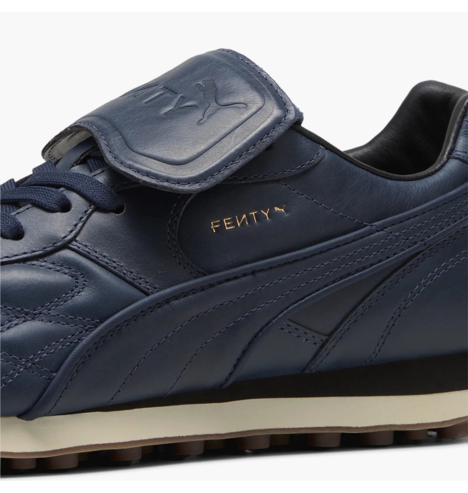 Кросівки Puma AVANTI L FENTY 398352-01