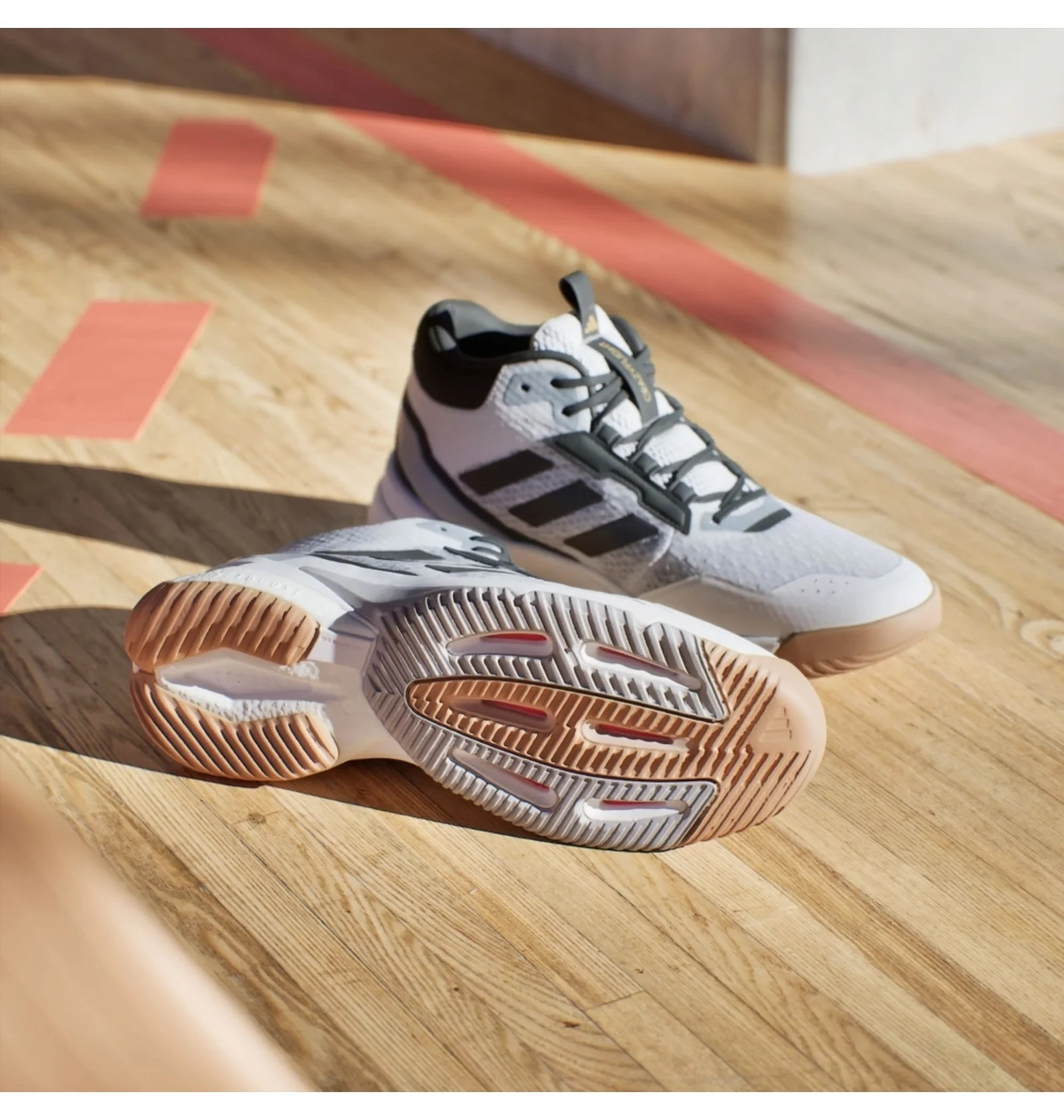 Кросівки Adidas Crazyflight 5 Mid Indoor (IH7720) IH7720