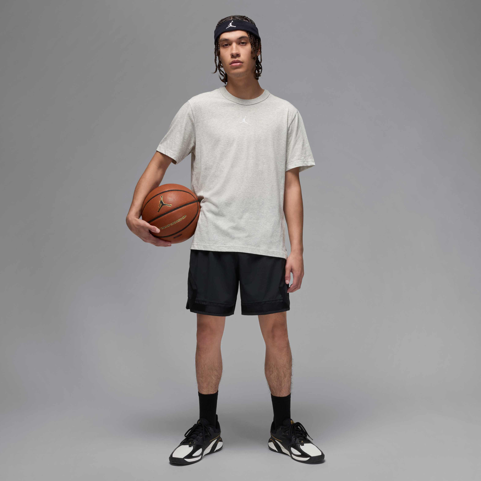 Футболка чоловіча Air Jordan Dri-Fit Sprt Ss Top Grey FN5829-050