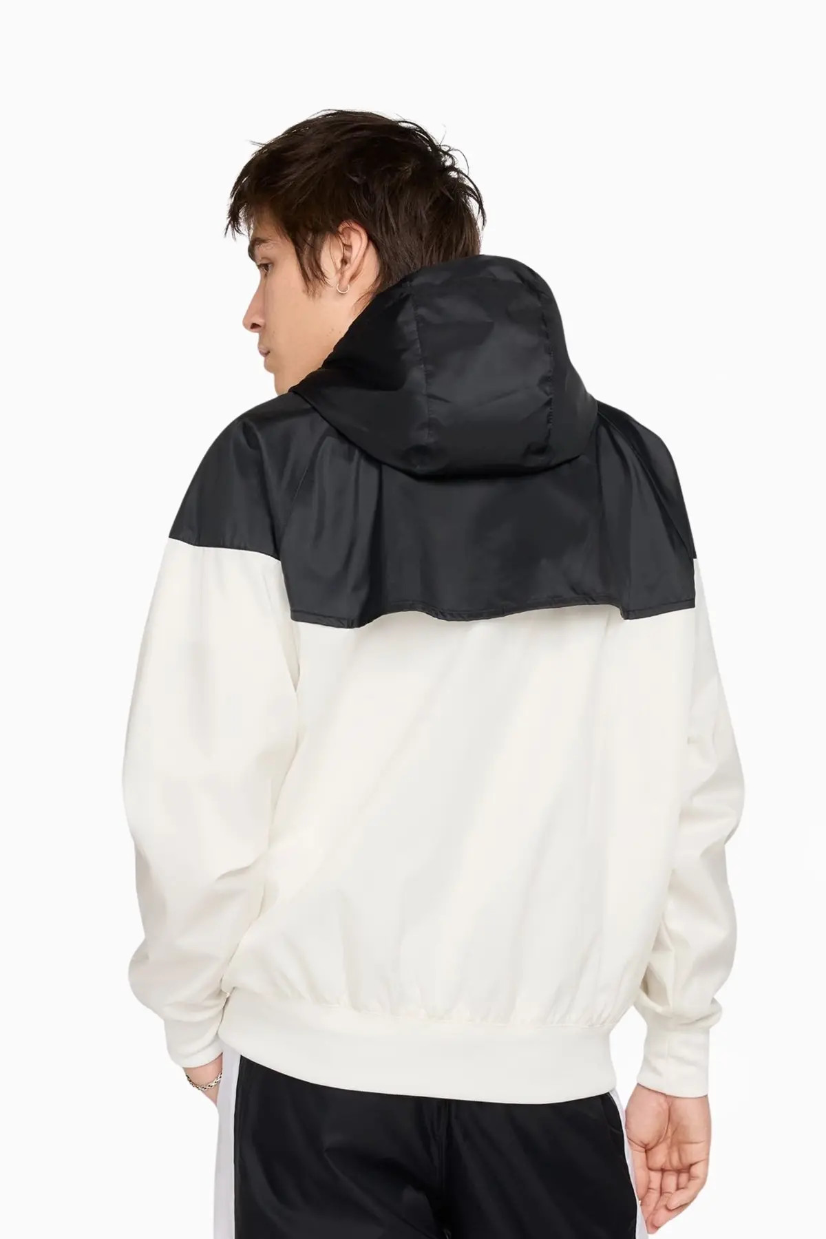 Вітровка чоловіча Nike Nsw Heritage Windrunner White/Black DA0001-136