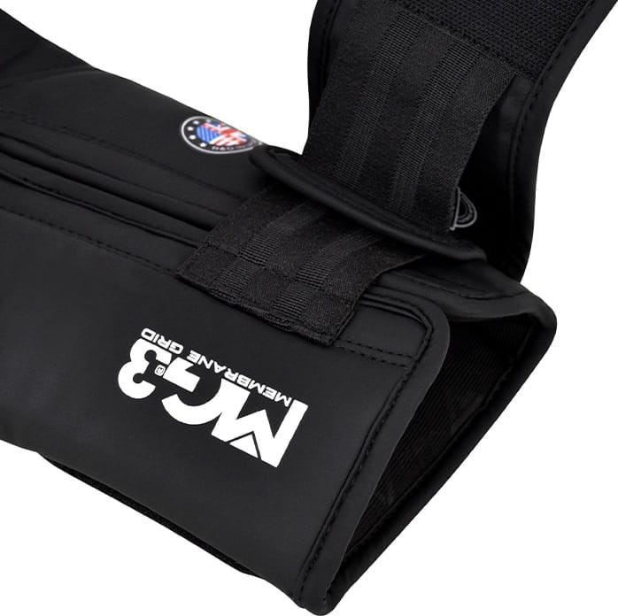 Рукавиці боксерські RDX BOXING GLOVES NEW AURA F17 чорний, червоний Уні 14 унцій BGR-F17BR