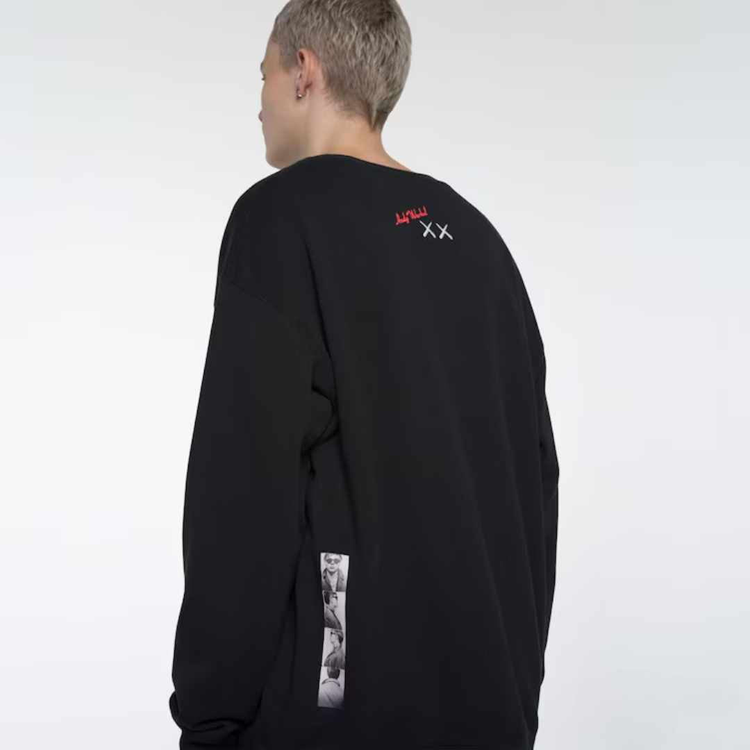 Толстовка KAWS x Uniqlo Warhol Graphic 476119 Sweatshirt (Black Phone red kaws) E476119-000