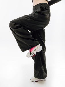 Штани Nike W NSW WVN OS PANT HR SW FJ4934-010