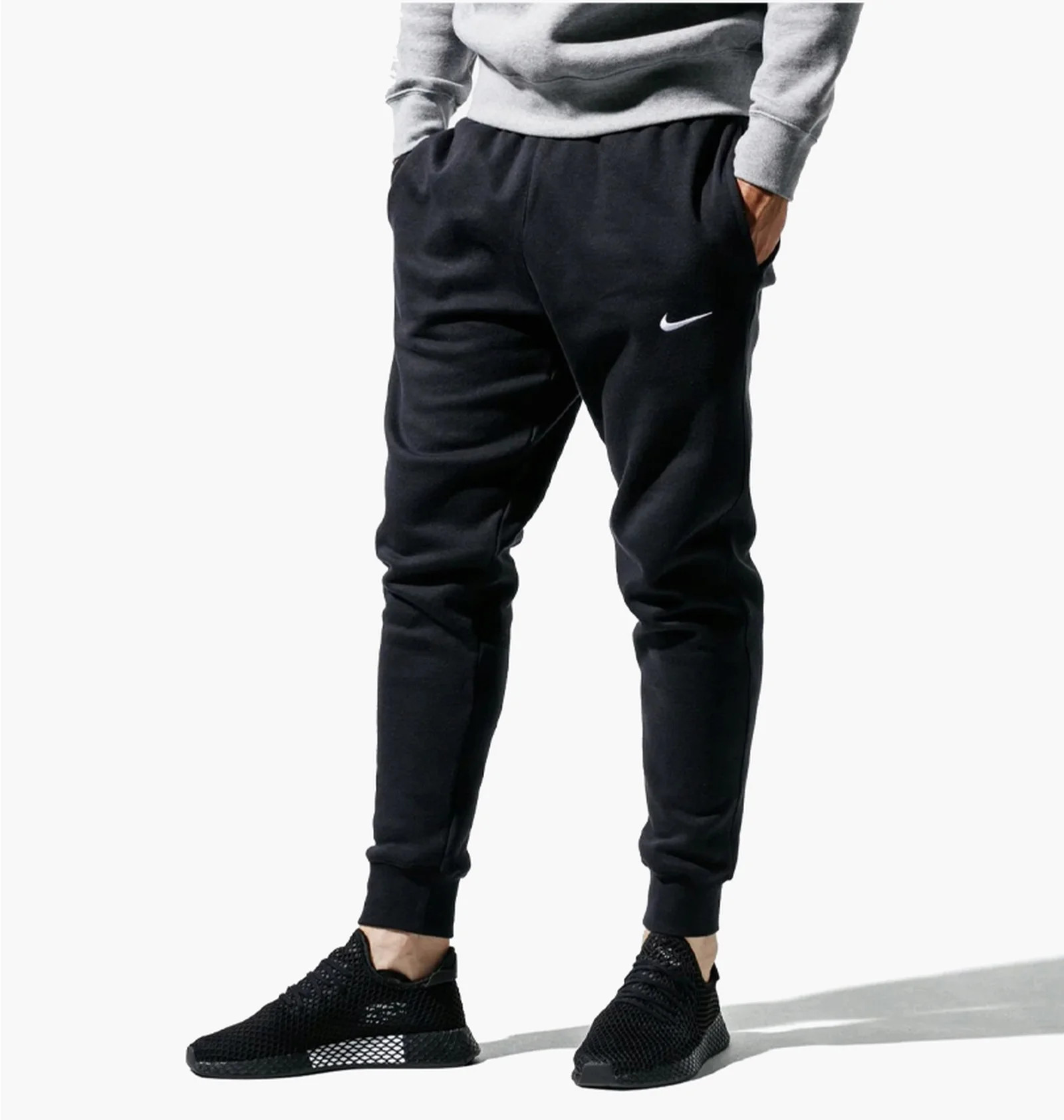 Штани 826431-010 Nike 826431-010