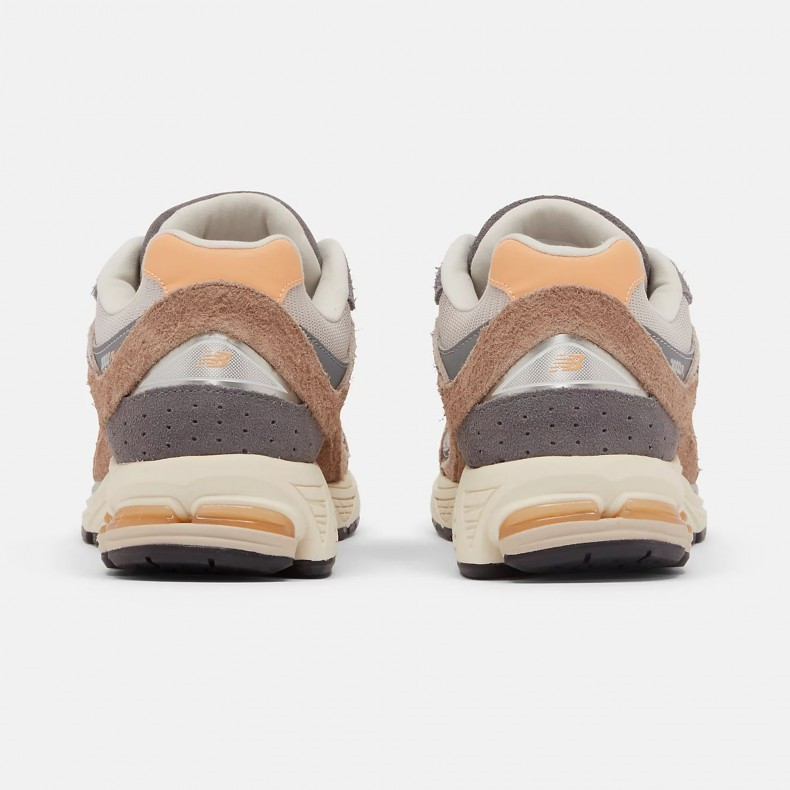 Кросівки New Balance 2002R M2002REJ
