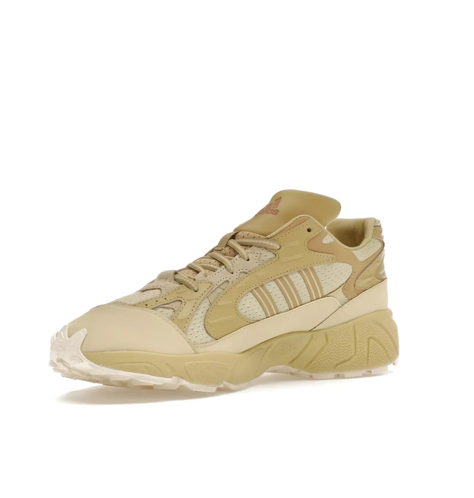 Кросівки унісекс Adidas Ivp Savage Trail Beige HQ6154
