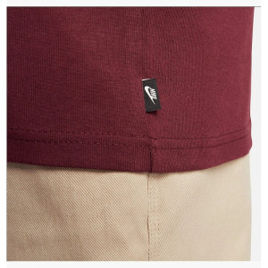 Футболка Nike Sportswear Premium Essentials DO7392-681