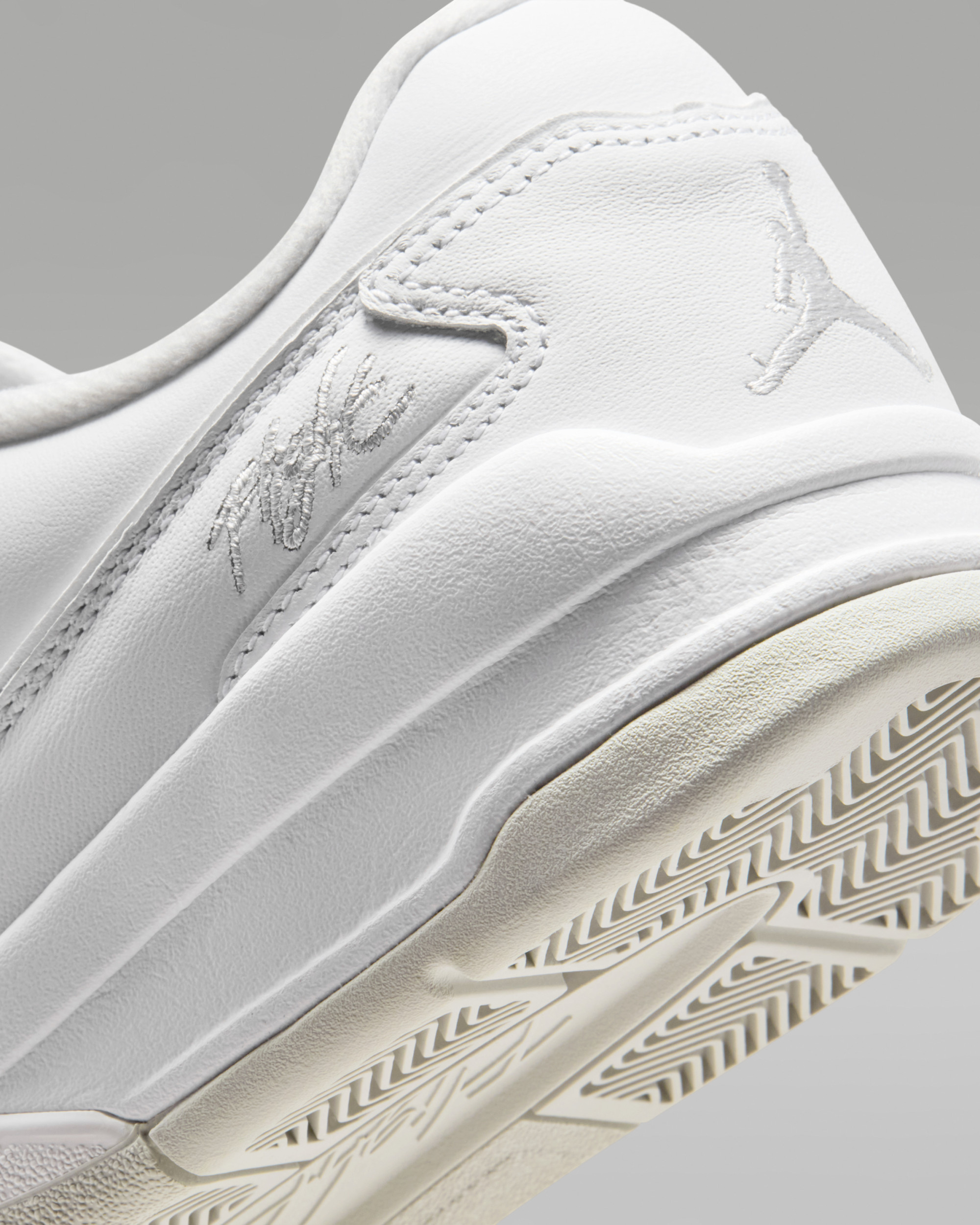 Кросівки Jordan FLIGHT COURT HF3255-105