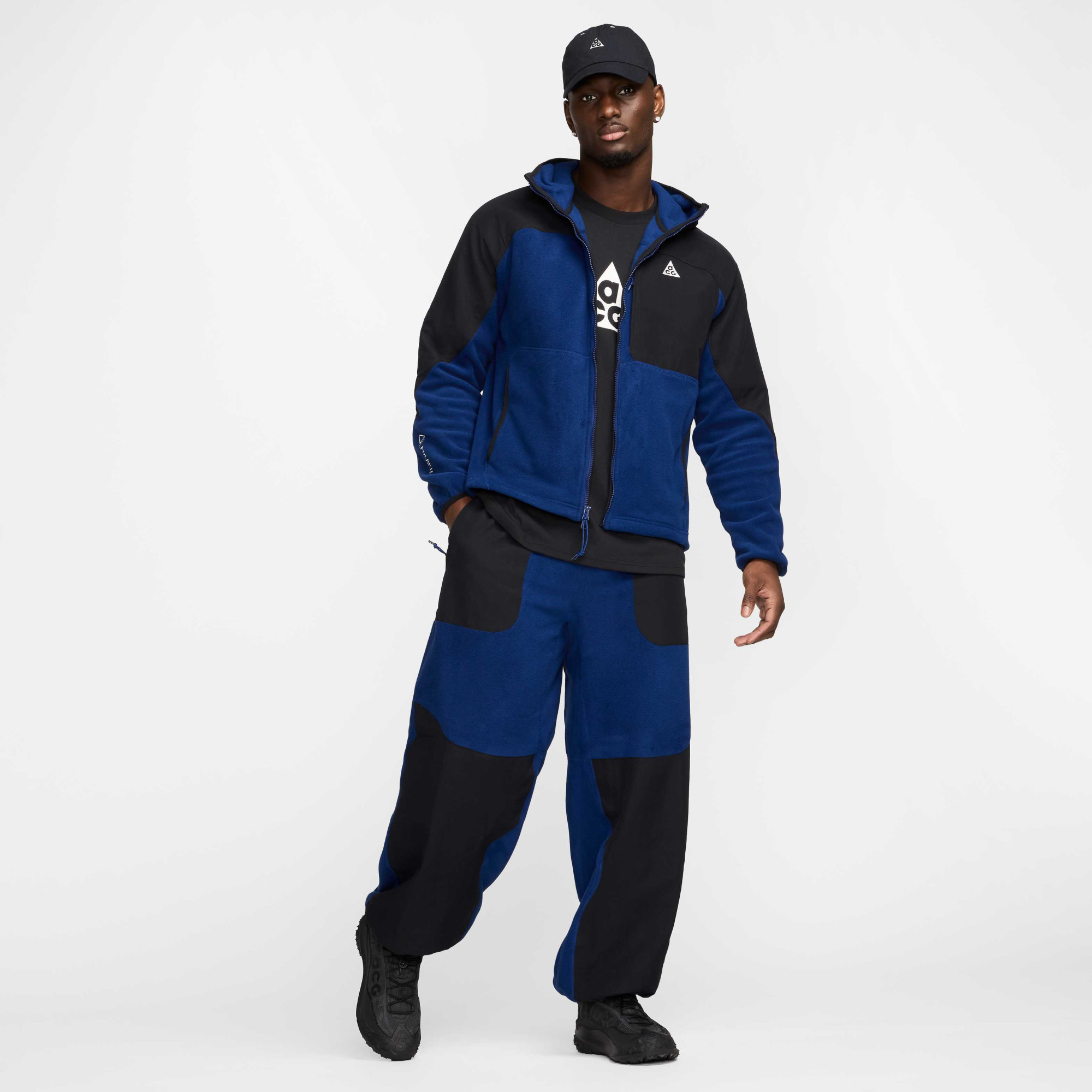 Брюки Nike Acg Wolf Tree Plus Fleece Pants Black/Blue HJ2864-492