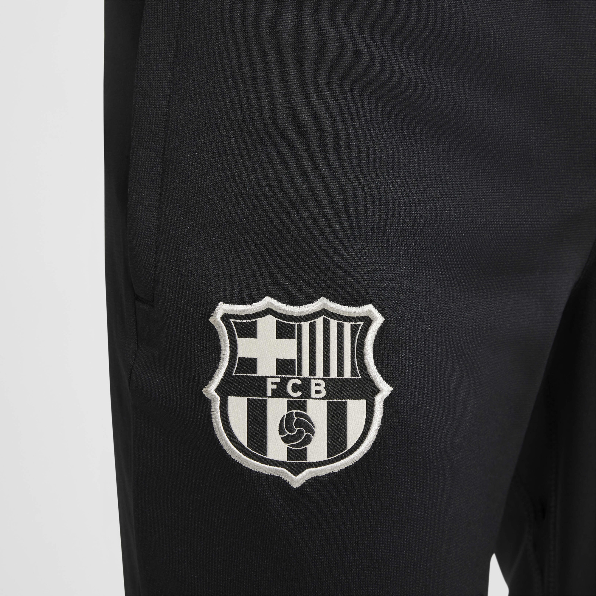 Костюм спортивний Nike FCB Y DF STRK TRK SUIT K FN9975-011