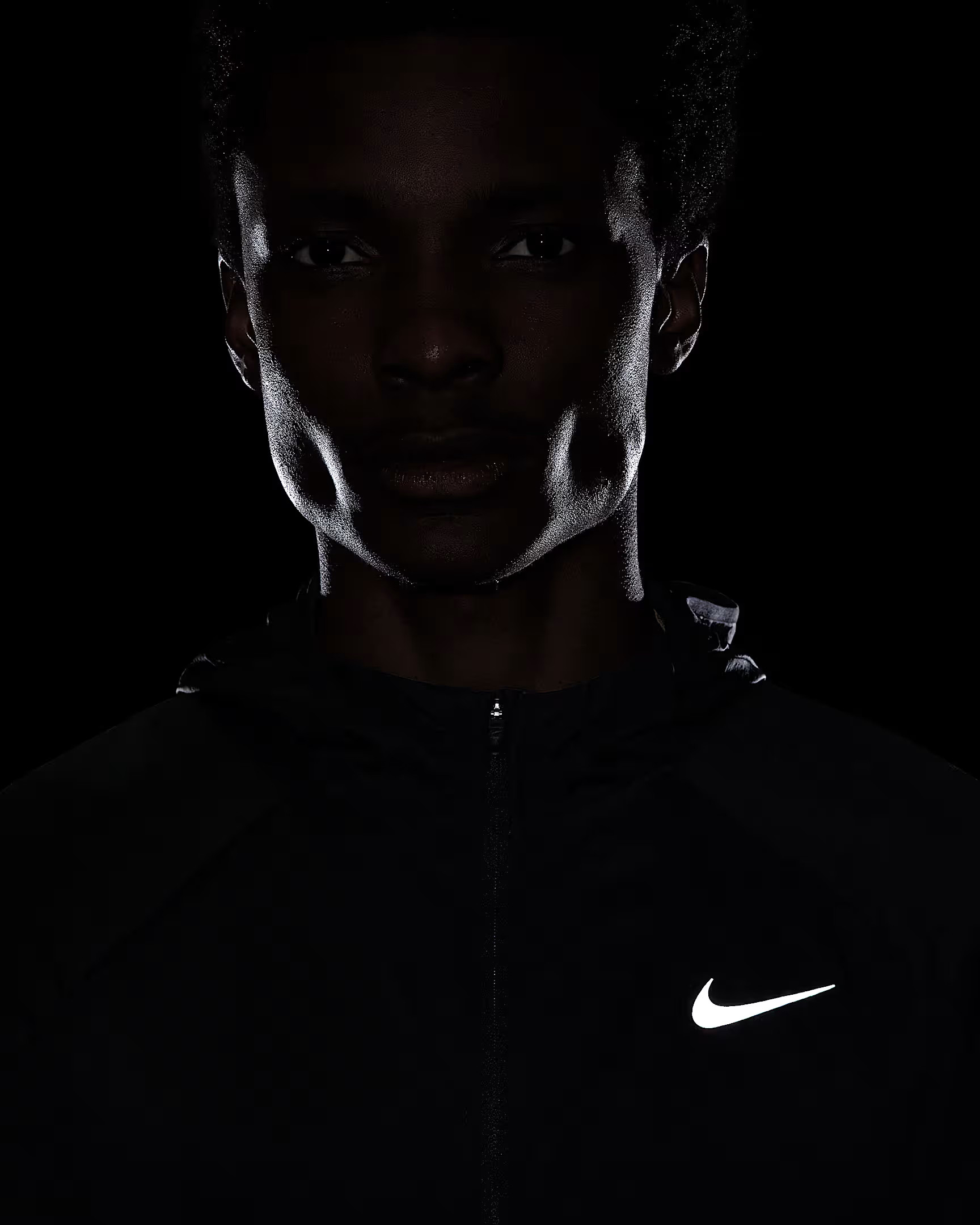 Куртка чоловіча Nike Stride MenS Repel U V Running Jacket Black HV4548-010