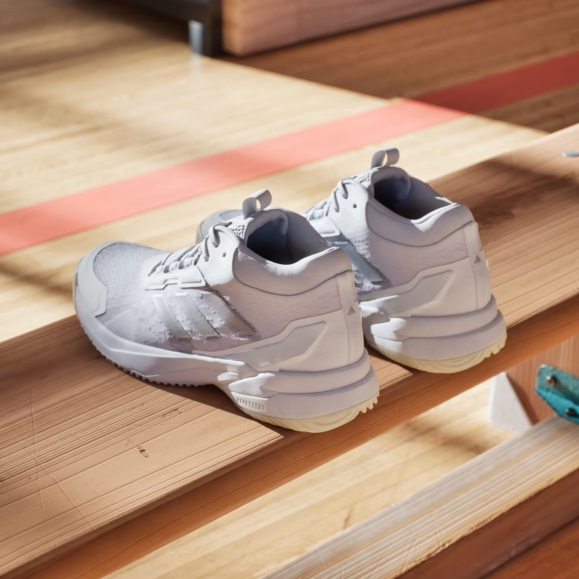 Кросівки Adidas Crazyflight Violet HP7030 41 HP7030