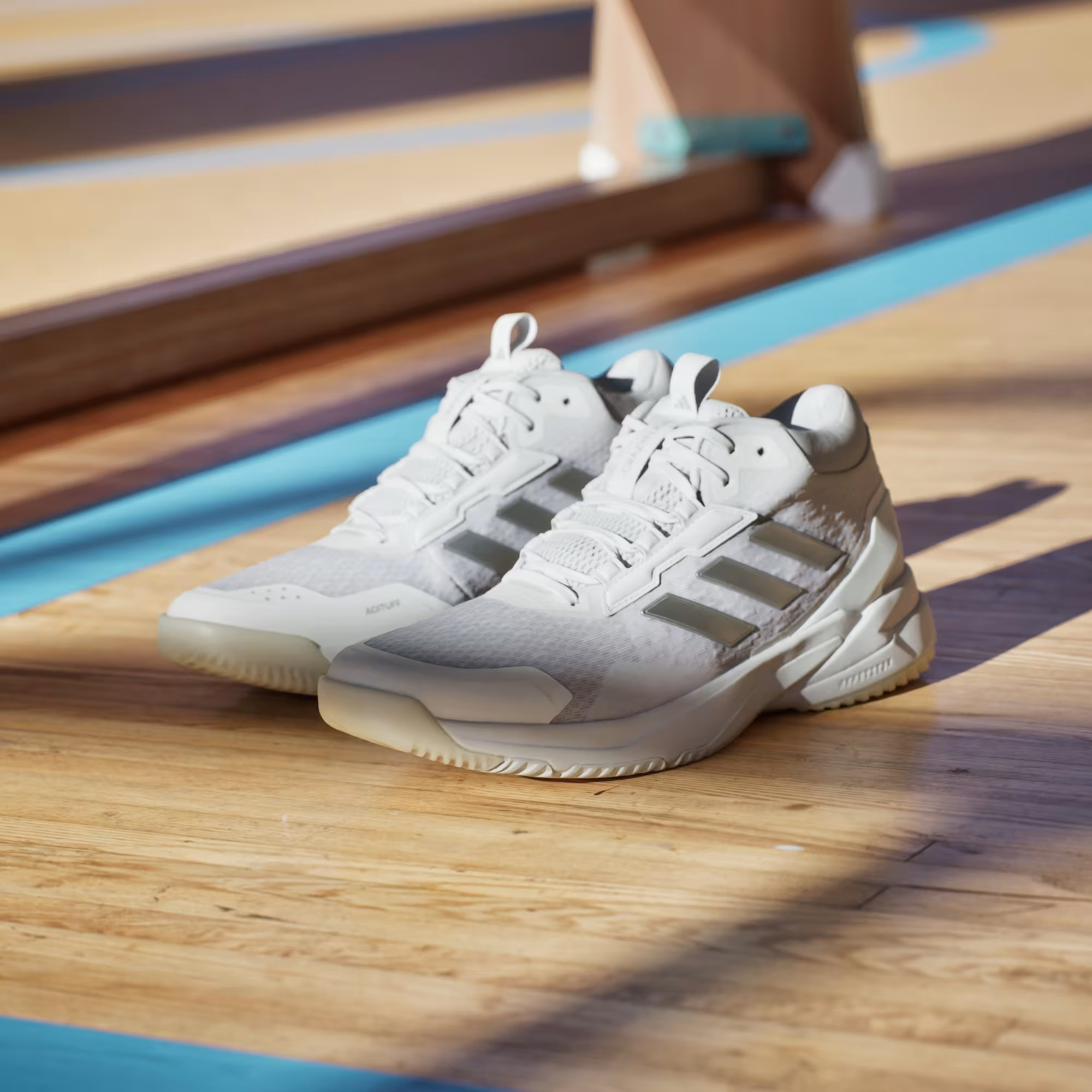 Кросівки Adidas Crazyflight Violet HP7030 41 HP7030