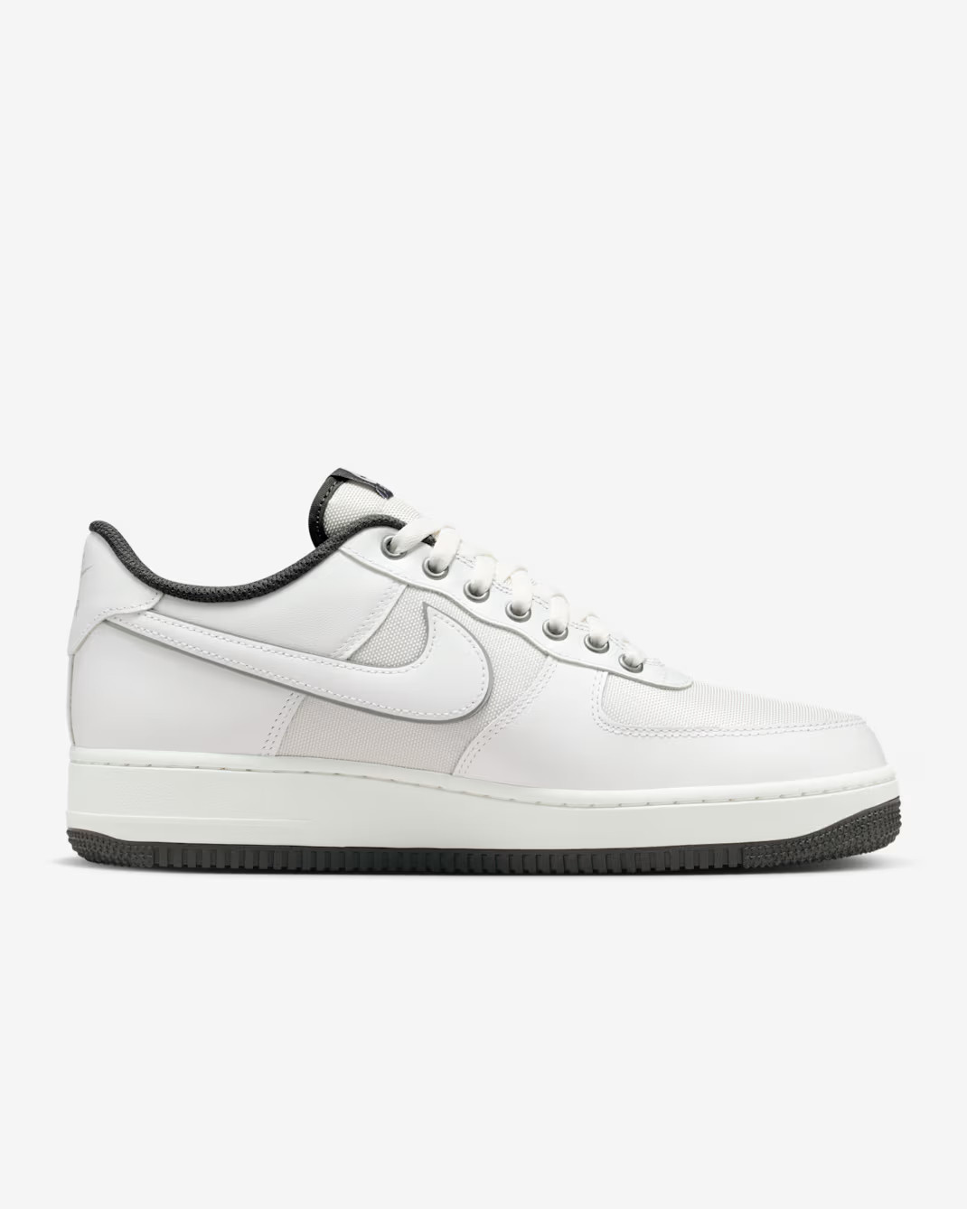 Кросівки Nike AIR FORCE 1 07 LV8 IM6001-121