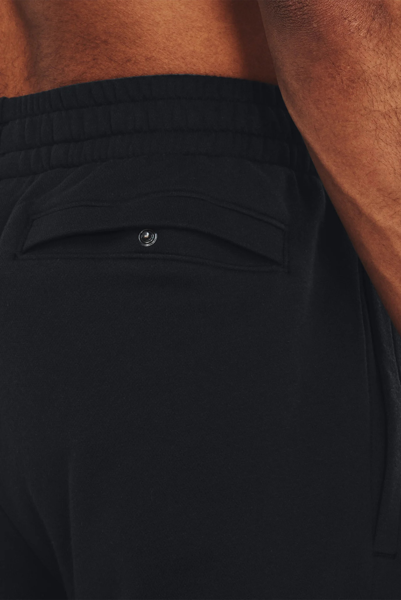 Штани Under Armour Rival Fleece Joggers 1379774 001
