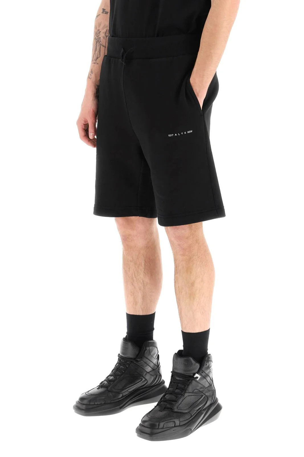 Шорти 1017 ALYX 9SM Logo Printed Elasticated Waistband Shorts AAUSO0065FA01