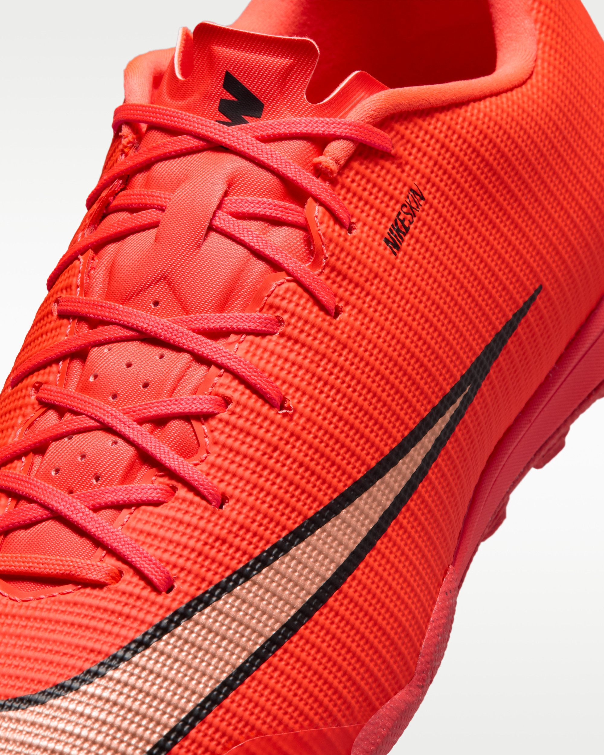 Сороконіжки Nike VAPOR 17 ACADEMY TF IO5002-600