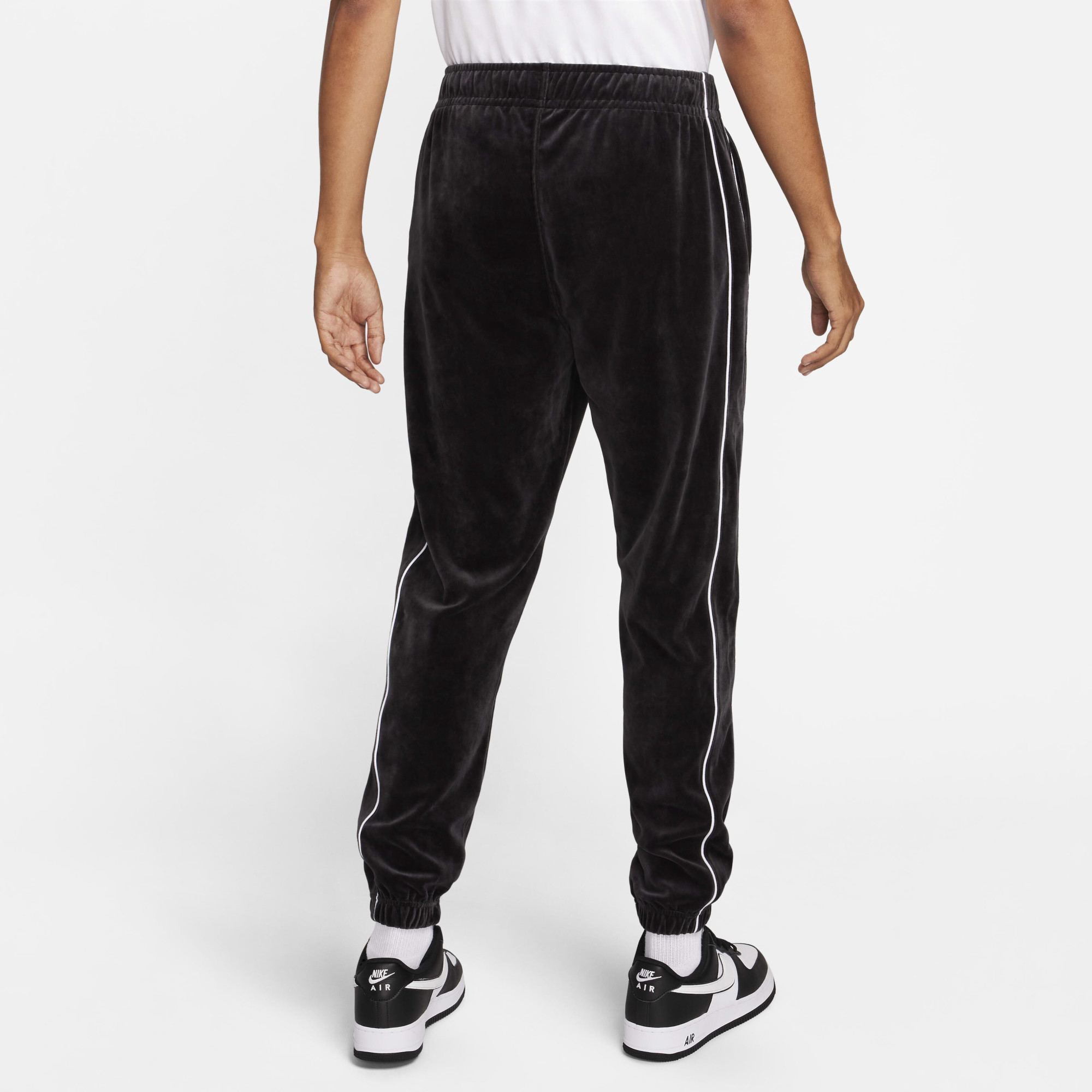 Штани чоловічі Nike Club Velour Track Pant Black FB8234-010