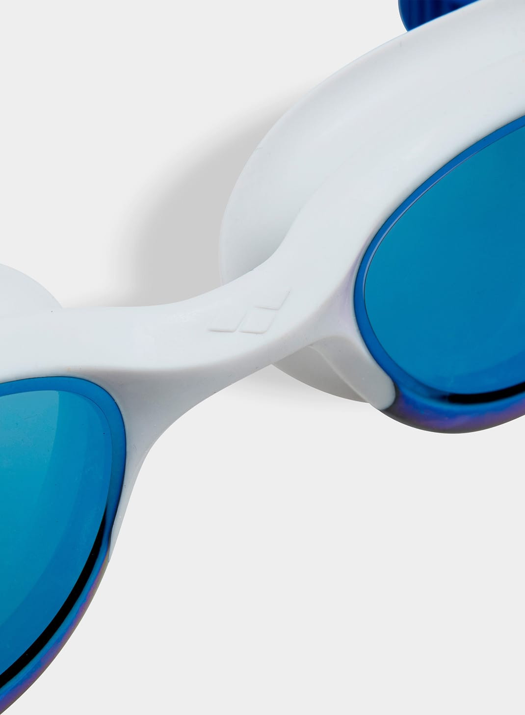 Окуляри для плавання Arena THE ONE PLUS MIRROR синій, білий One Size (008541-300) 008541-300