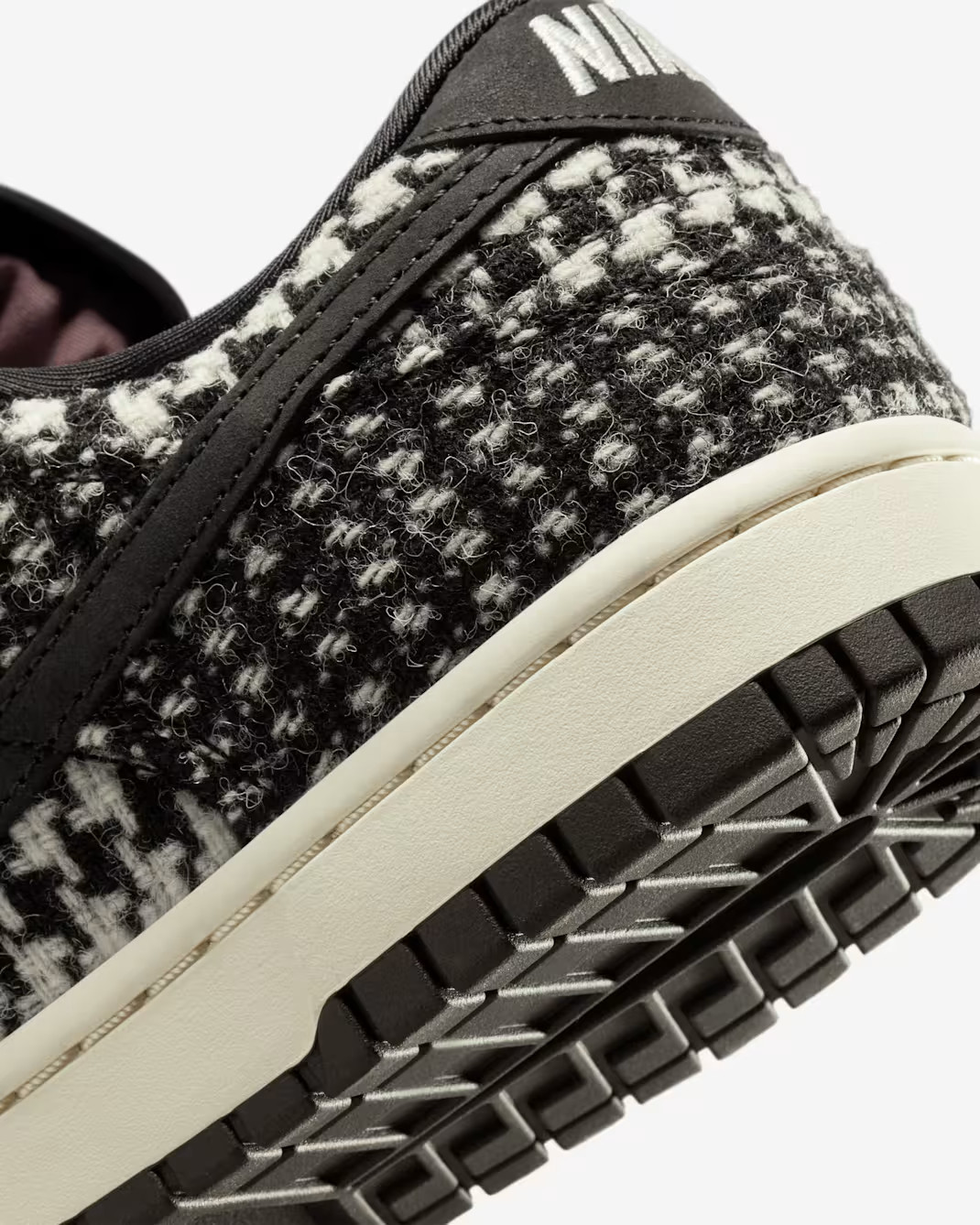 Кросівки Nike W DUNK LOW HQ5036-901