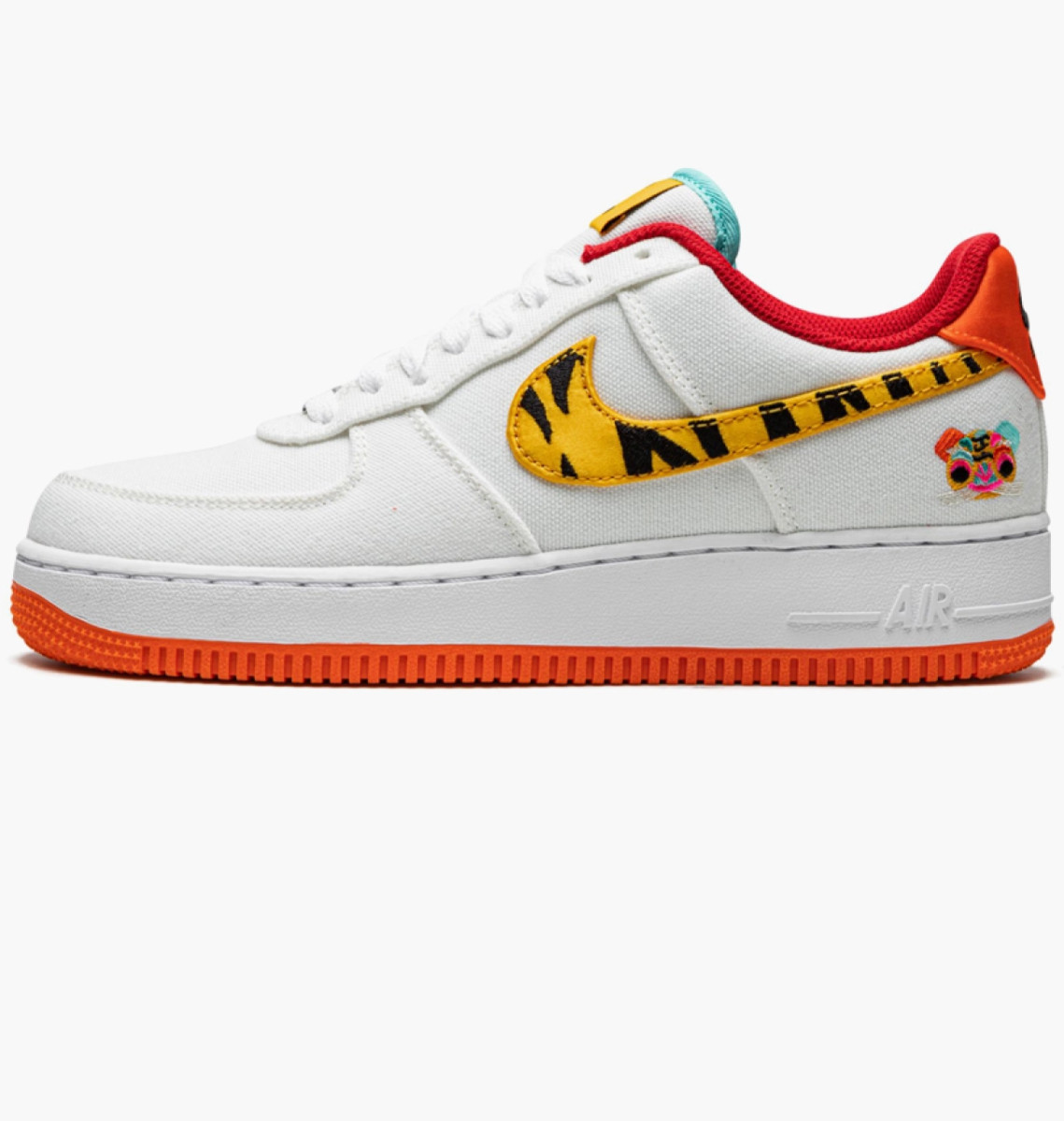 Кросівки жіночі Nike Air Force 1 '07 Lx (DR0148-171) DR0148-171