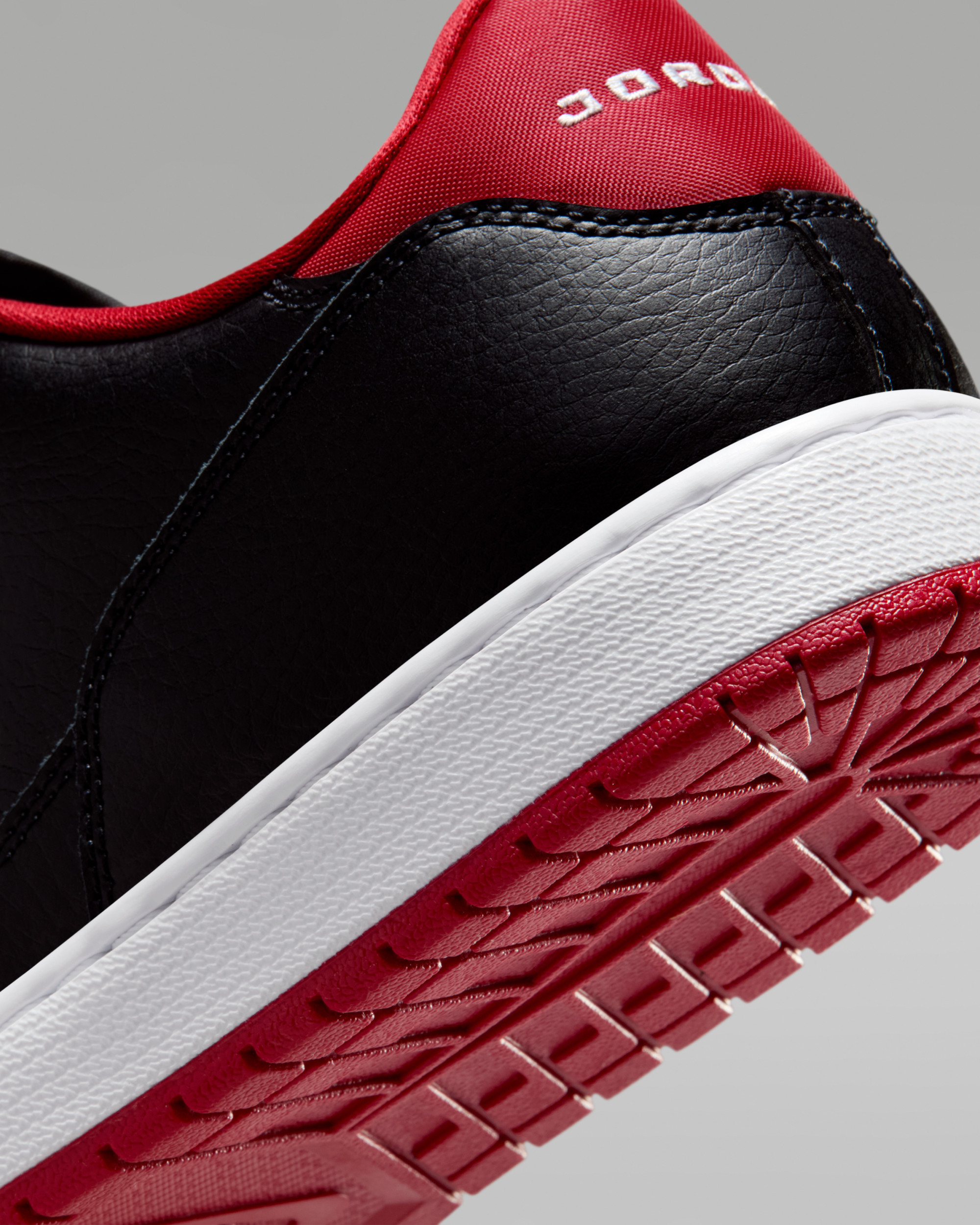 Кросівки Jordan COURT CONNECT LOW IQ5698-003