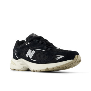 Кросівки New Balance 725 ML725BB
