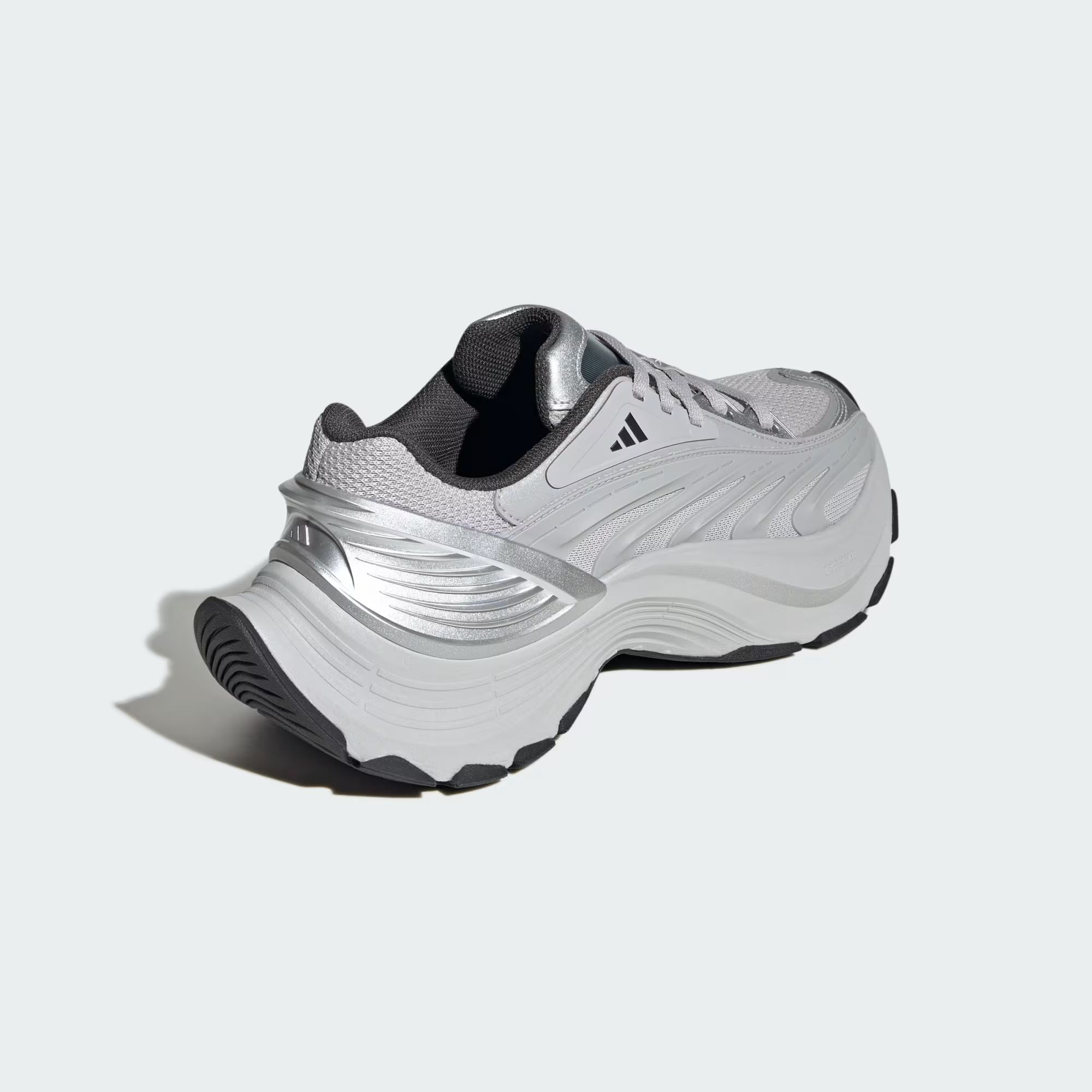 Кросівки Adidas XLG MTW JS1501