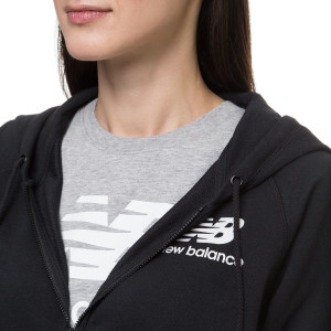 Толстовка New Balance Essentials WJ03530 BK