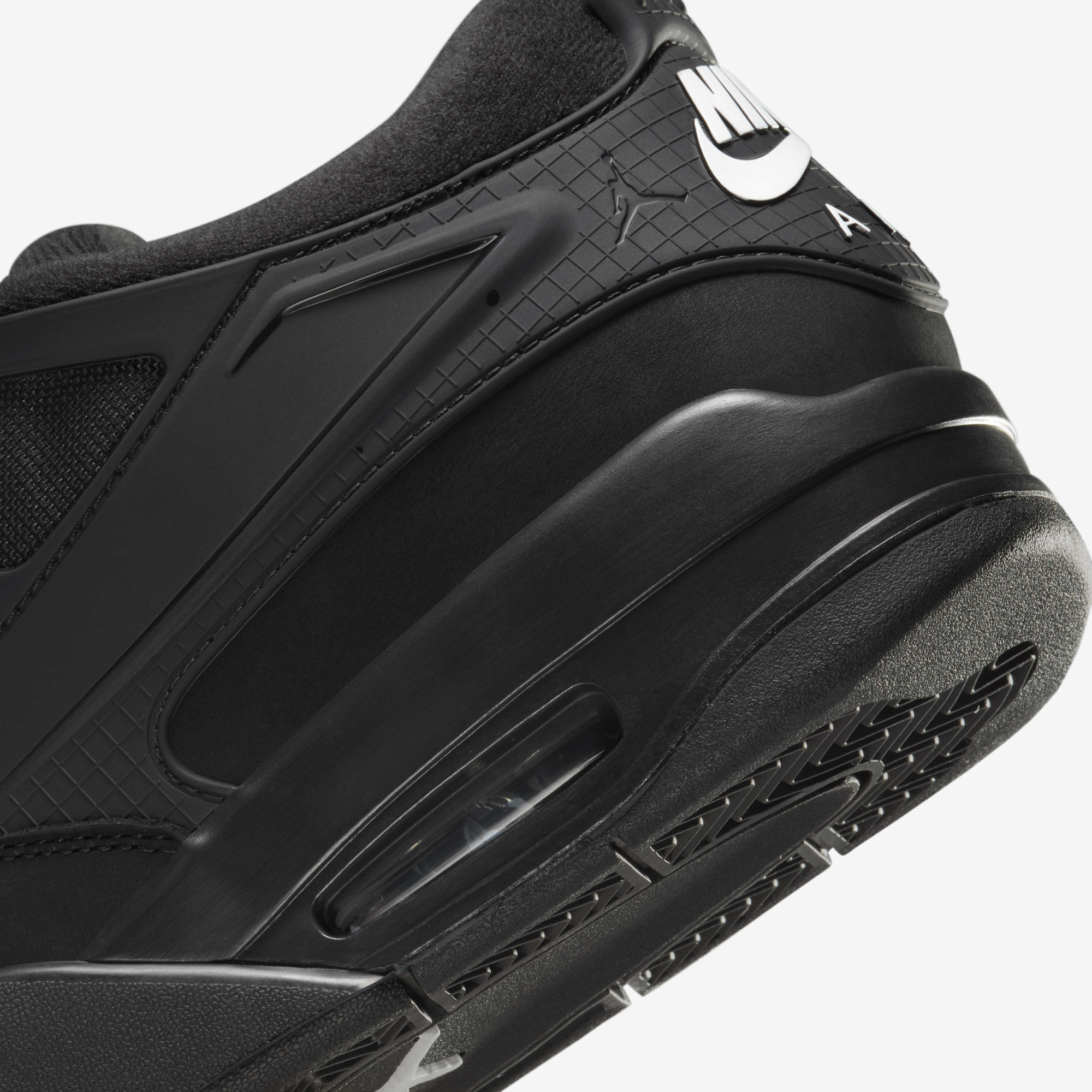 Кросівки Jordan AIR 4 RM FQ7939-009