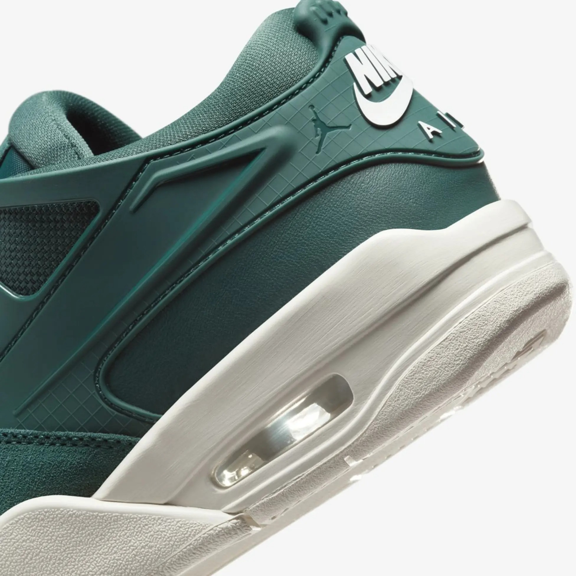 Кросівки жіночі Air Jordan 4Rm Shoes Green FQ7940-300