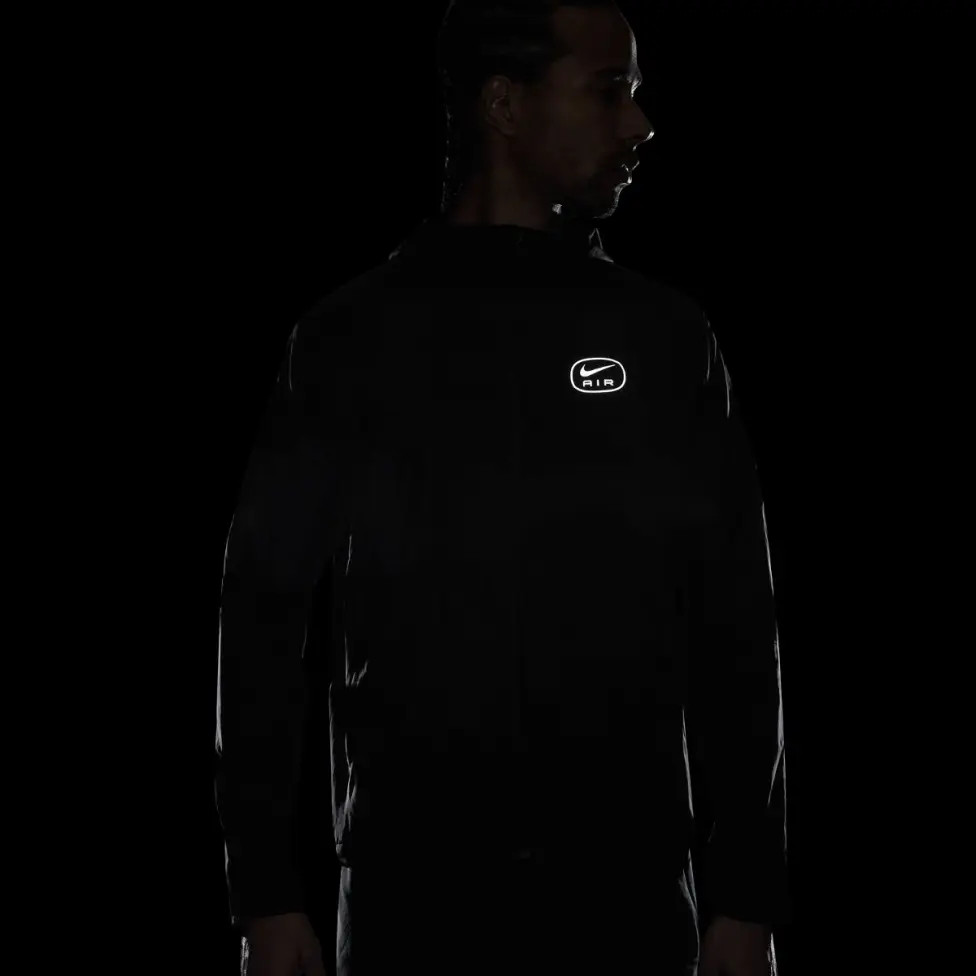 Куртка NIKE M NSW SW AIR RUN JKT HM0187-010