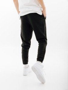 Штани Nike M NK ESSENTIAL WOVEN PANT BV4833-010