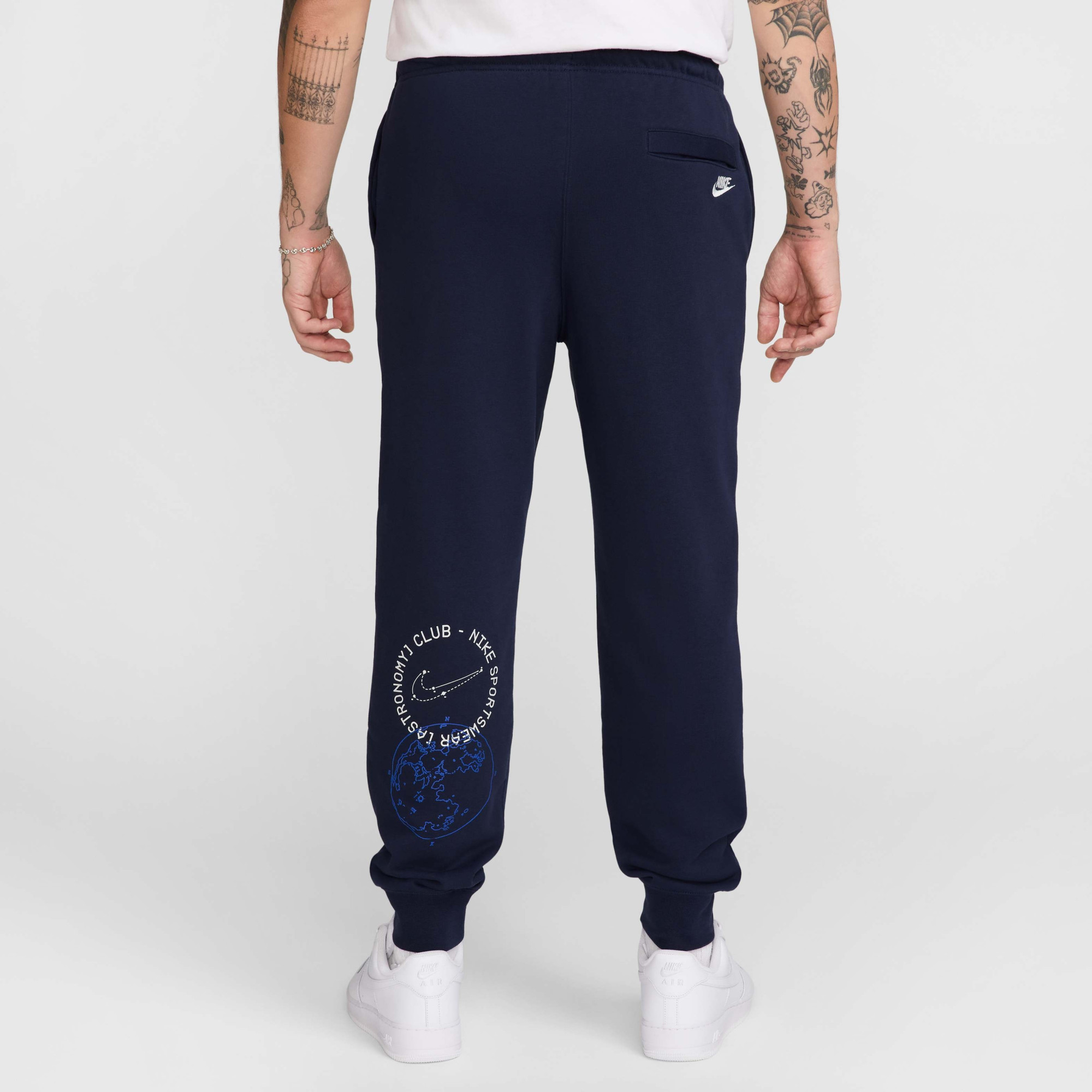 Штани чоловічі Nike M Nk Club Ft Jggr Moon Gfx Blue HJ2512-451