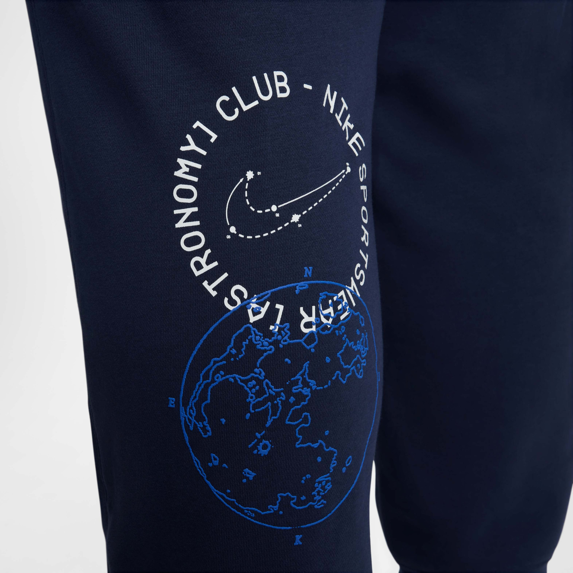 Штани чоловічі Nike M Nk Club Ft Jggr Moon Gfx Blue HJ2512-451