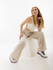 Штани Nike HR WIDE PANT FB8490-104