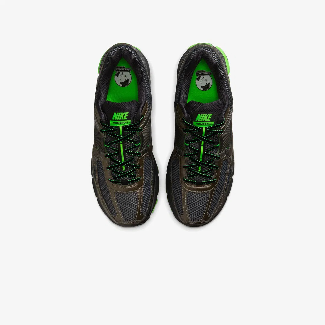 Кросівки Nike ZOOM VOMERO 5 SE IB2988-001