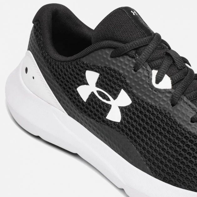 Кросівки Under Armour Surge 3 3024883-001